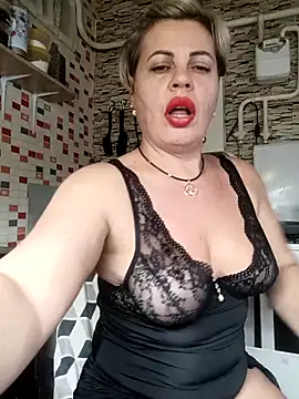 Snapshot of MilkySky chatting on December 1, 2025, 10:32 pm MilkySky online show from December 1, 2025, 10:32 pm