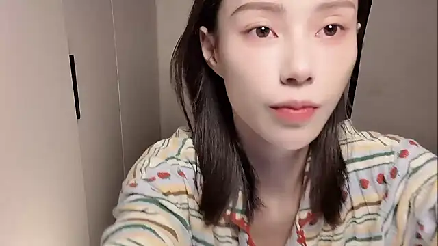 yuyu-33 online show from November 29, 2025, 12:38 pm