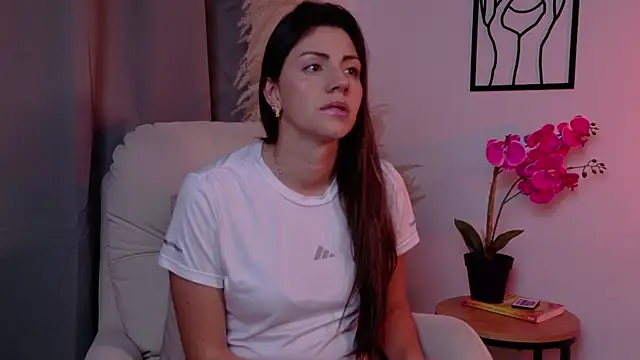 SeleneNova online show from March 31, 2026, 8:55 pm