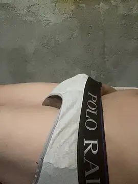 Snapshot of Kevin-xx chatting on November 20, 2025, 3:23 pm Kevin-xx online show from November 20, 2025, 3:23 pm