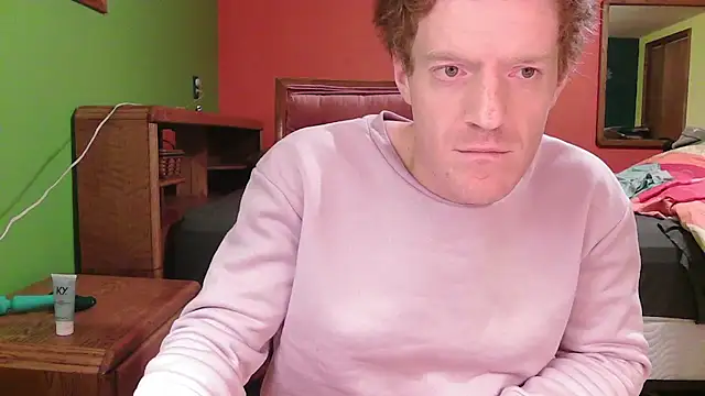 glamtransgoddess15 online show from October 31, 2025, 10:05 pm