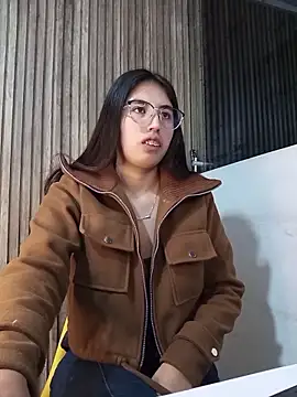 Valk submissive online show from March 16, 2026, 7:56 am