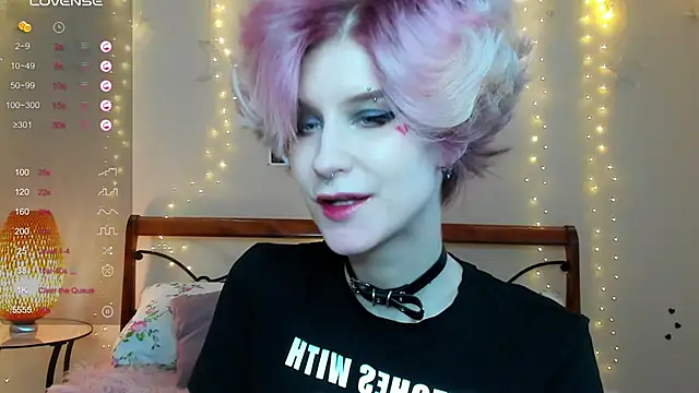 Snapshot of Angel_Julles chatting on June 4, 2026, 1:05 pm Angel Julles online show from June 4, 2026, 1:05 pm