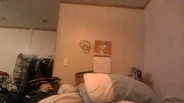 Snapshot of kcandler27 chatting on December 17, 2025, 8:08 am kcandler27 online show from December 17, 2025, 8:08 am