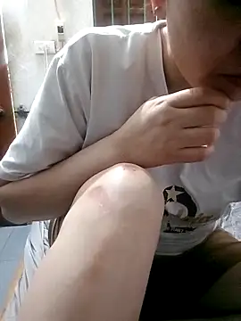 Elina 99 online show from April 13, 2026, 1:31 am