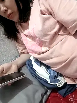 Elina 99 online show from April 2, 2026, 11:17 am