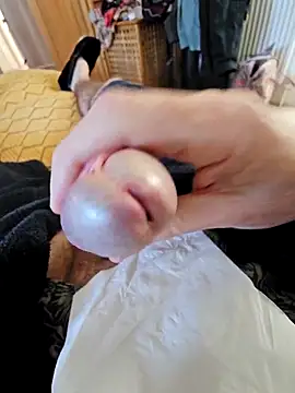 Snapshot of cum_daily1 chatting on April 13, 2026, 8:07 am cum daily1 online show from April 13, 2026, 8:07 am