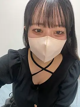 Snapshot of emiri_da_nyan chatting on May 13, 2026, 3:41 pm emiri da nyan online show from May 13, 2026, 3:41 pm