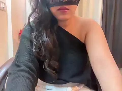 Snapshot of Shilpa_7 chatting on December 3, 2025, 9:53 am Shilpa 7 online show from December 3, 2025, 9:53 am