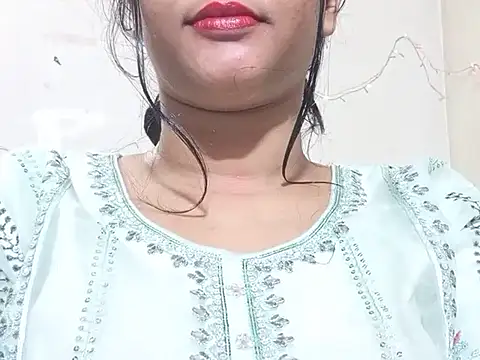 Nancy queen001 online show from November 14, 2025, 9:35 am