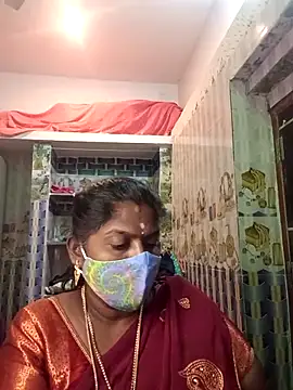 suganthi143 online show from December 21, 2025, 7:04 pm