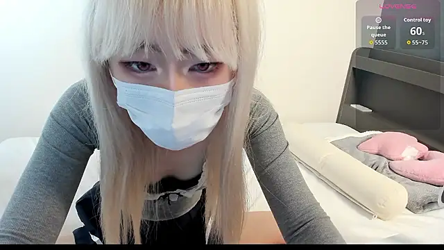 Snapshot of yeji_2001 chatting on January 18, 2026, 1:58 pm yeji 2001 online show from January 18, 2026, 1:58 pm