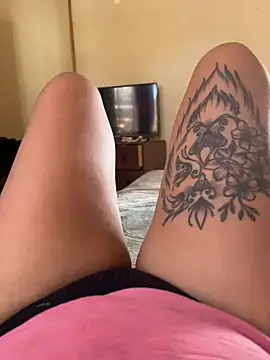 gatitaamelosaa7 online show from March 3, 2026, 8:49 pm