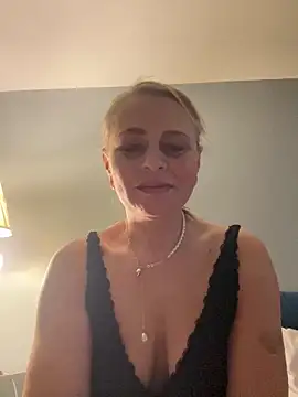 Snapshot of ToriLove777 chatting on November 15, 2025, 8:13 pm ToriLove777 online show from November 15, 2025, 8:13 pm