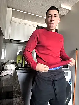 Alejandroelrey online show from November 3, 2025, 1:47 pm