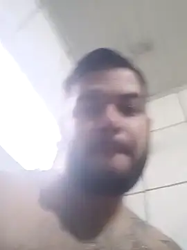 Snapshot of cesarcampos2210 chatting on October 31, 2025, 10:01 am cesarcampos2210 online show from October 31, 2025, 10:01 am