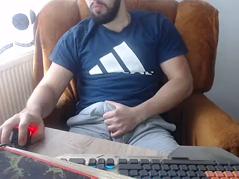 strongcoffee10 online show from November 18, 2025, 8:17 am