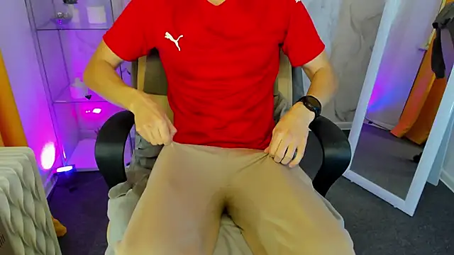 Snapshot of MarkKullen chatting on November 2, 2025, 1:27 pm MarkKullen online show from November 2, 2025, 1:27 pm