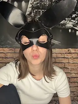 Snapshot of bunnyria1 chatting on October 31, 2025, 1:52 pm bunnyria1 online show from October 31, 2025, 1:52 pm