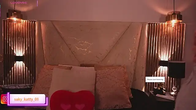 Kat Saky online show from April 15, 2026, 11:49 pm