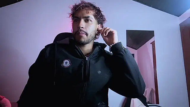 Snapshot of 3v1l chatting on November 11, 2025, 4:18 am 3v1l online show from November 11, 2025, 4:18 am