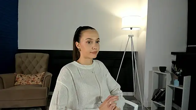 TovaDage online show from November 10, 2025, 1:27 pm