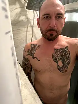 RobsBigD online show from November 8, 2025, 2:15 am