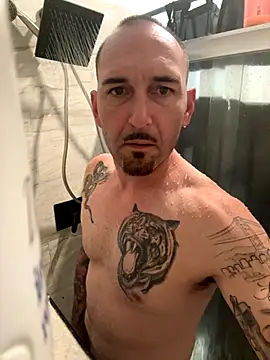 RobsBigD online show from November 2, 2025, 9:03 am