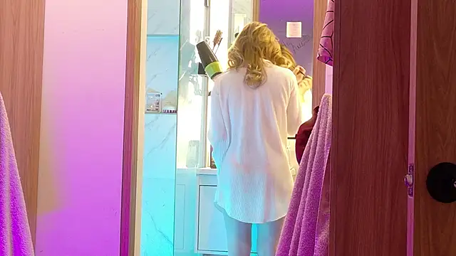 LovesKingdom online show from April 21, 2026, 11:39 am