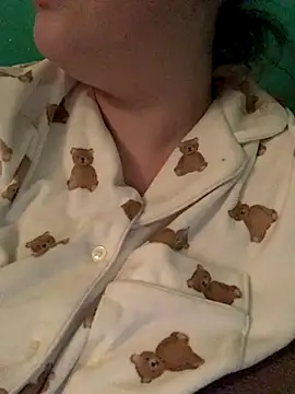 Snapshot of Siddypops99 chatting on November 17, 2025, 8:02 pm Siddypops99 online show from November 17, 2025, 8:02 pm