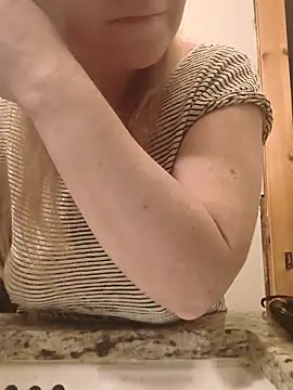 Snapshot of LexyLay chatting on March 30, 2026, 2:29 pm LexyLay online show from March 30, 2026, 2:29 pm