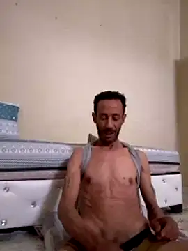 walide100000 online show from May 10, 2026, 4:31 pm