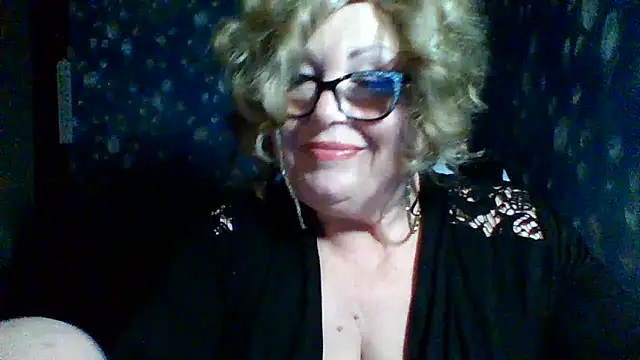 Snapshot of Milaniya606 chatting on December 18, 2025, 8:12 pm Milaniya606 online show from December 18, 2025, 8:12 pm