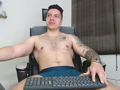 Snapshot of Noah_Swagger_ chatting on November 30, 2025, 8:48 am Noah Swagger online show from November 30, 2025, 8:48 am