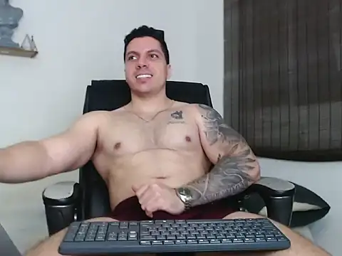 Snapshot of Noah_Swagger_ chatting on November 18, 2025, 8:06 am Noah Swagger online show from November 18, 2025, 8:06 am