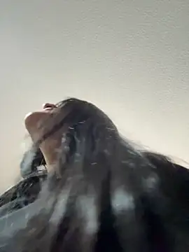 Samantha firee online show from April 13, 2026, 11:14 am