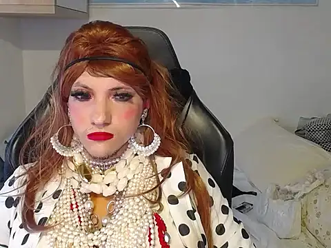 Snapshot of VanesaCrossic chatting on September 23, 2025, 8:10 am VanesaCrossic online show from September 23, 2025, 8:10 am