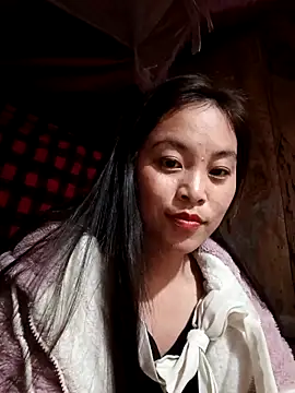 Snapshot of Alice-567 chatting on December 14, 2025, 9:31 pm Alice-567 online show from December 14, 2025, 9:31 pm