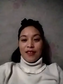 Snapshot of Alice-567 chatting on November 1, 2025, 2:22 pm Alice-567 online show from November 1, 2025, 2:22 pm