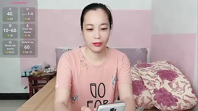 Snapshot of Lingling-Baby520 chatting on July 16, 2026, 12:51 am Lingling-Baby520 online show from July 16, 2026, 12:51 am