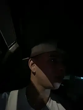 Dylams maja online show from November 5, 2025, 4:48 am