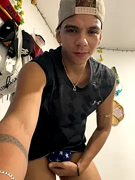 Dylams maja online show from November 28, 2025, 9:42 am