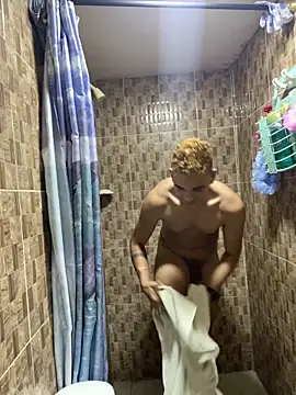 Dylams maja online show from December 15, 2025, 3:18 pm