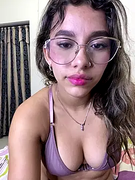 Snapshot of liahot69 chatting on November 23, 2025, 3:38 am liahot69 online show from November 23, 2025, 3:38 am