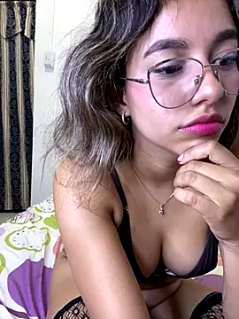 Snapshot of liahot69 chatting on November 22, 2025, 3:49 am liahot69 online show from November 22, 2025, 3:49 am