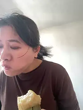 daaqnn online show from April 19, 2026, 1:06 am