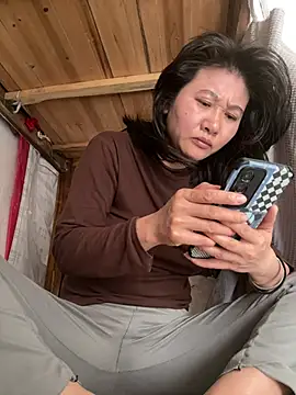 daaqnn online show from April 18, 2026, 12:57 am