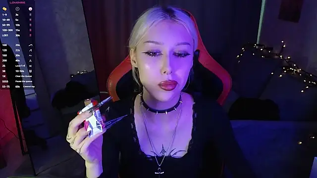 goth  tv online show from December 19, 2025, 12:07 pm