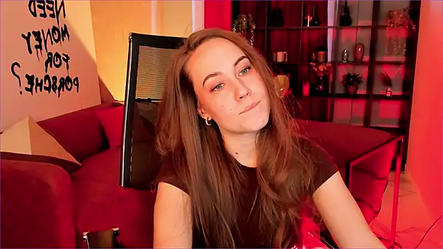 ElinVale online show from November 26, 2025, 10:04 am