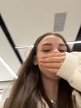 KristiRich online show from November 3, 2025, 8:29 am